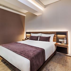 Budget Zimmer mit Kingsize-Bett